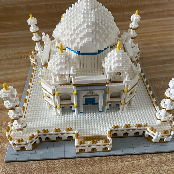 Nanoblock Taj Majal. Used - Picture 9 of 11